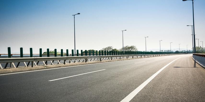 Éves matrica megújítás 2026 előtt: hibaelkerülő checklist cégeknek és magánszemélyeknek